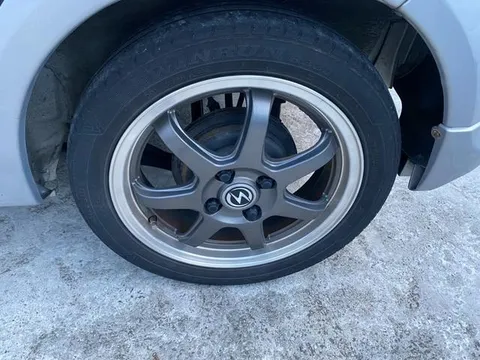 Subaru R2