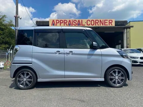 Mitsubishi eK Space Custom