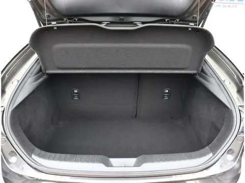Mazda MAZDA3 Fastback