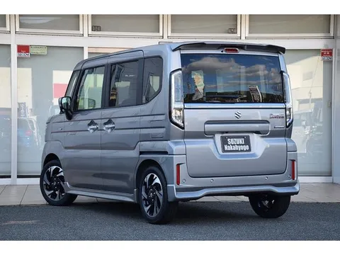 Suzuki Spacia Custom