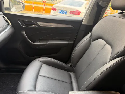Roewe i6 Classic