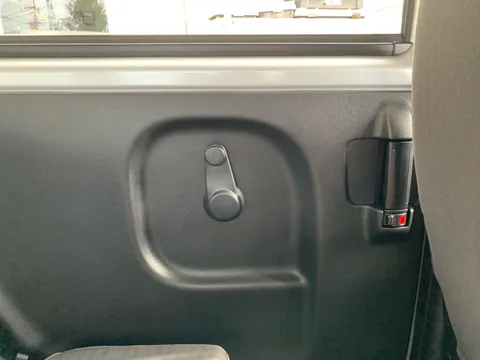 Mitsubishi Minicab Van