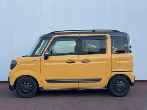 Suzuki Spacia Gear