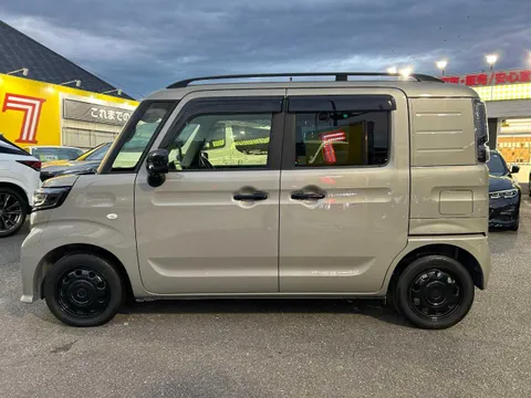 Suzuki Spacia Base