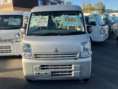 Mitsubishi Minicab Van