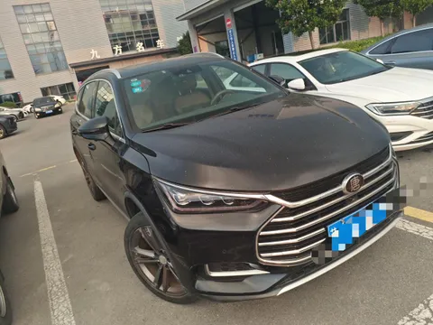BYD Tang