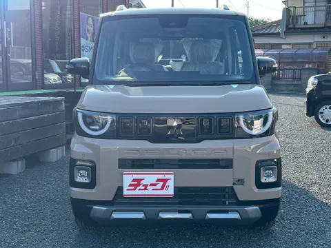 Mitsubishi Delica Mini