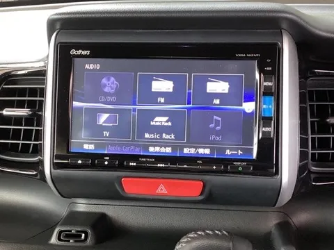 Honda N-BOX Custom
