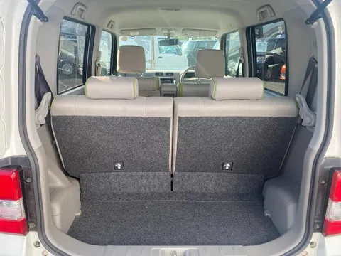 Toyota Pixis Space