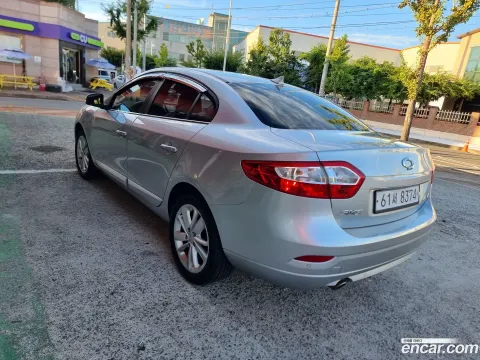 Renault SM3