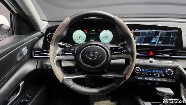 Hyundai Elantra (Avante)