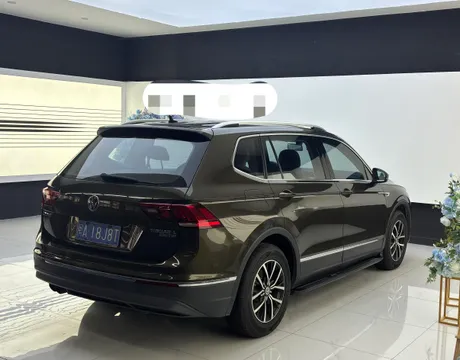 Volkswagen Tiguan L