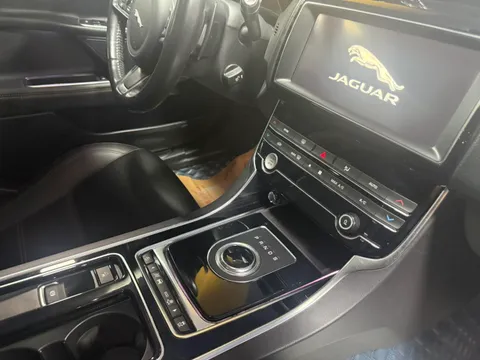 Jaguar XEL