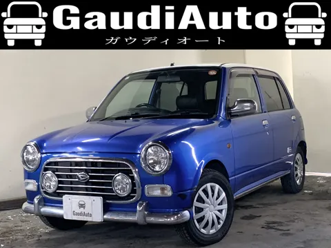 Daihatsu Mira Gino