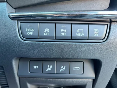 Mazda MAZDA3 Sedan
