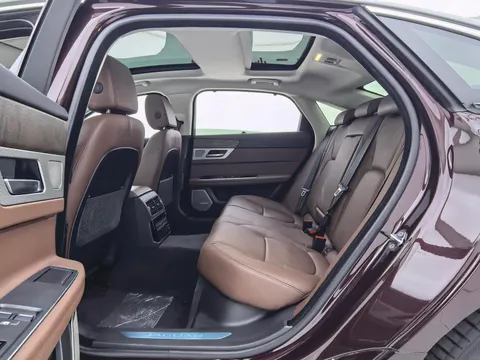 Jaguar XFL