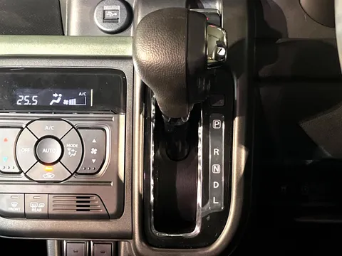 Suzuki Spacia Gear