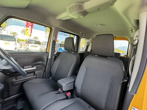 Suzuki Spacia Gear