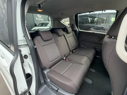 Honda Freed Plus