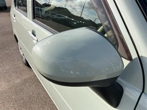 Daihatsu Mira Tocot