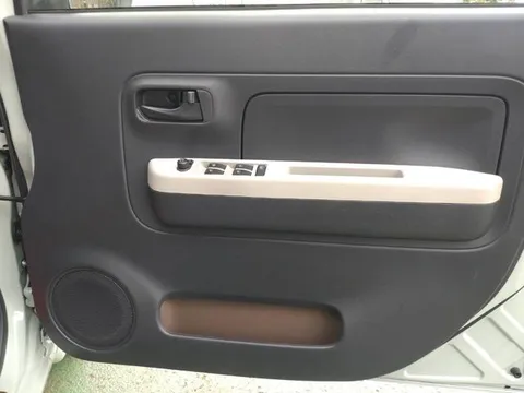 Daihatsu Mira Tocot