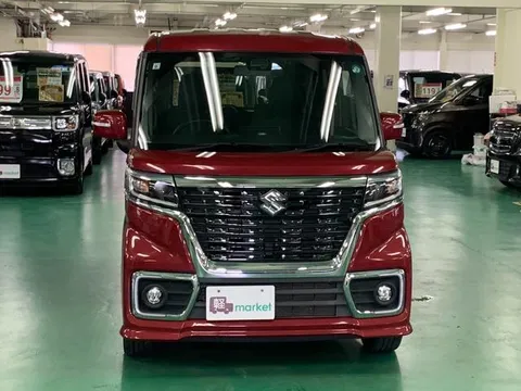 Suzuki Spacia Custom
