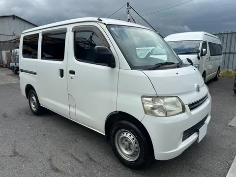 Toyota TownAce Van