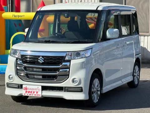 Suzuki Spacia Custom Z