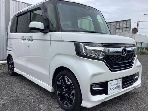 Honda N-BOX Custom