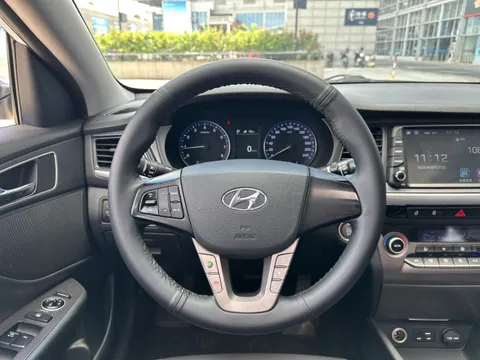 Hyundai Mistra