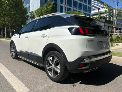 Peugeot 4008