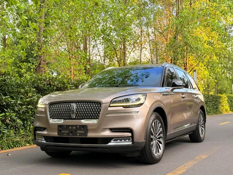 Lincoln Aviator