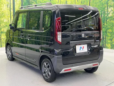 Suzuki Spacia Gear