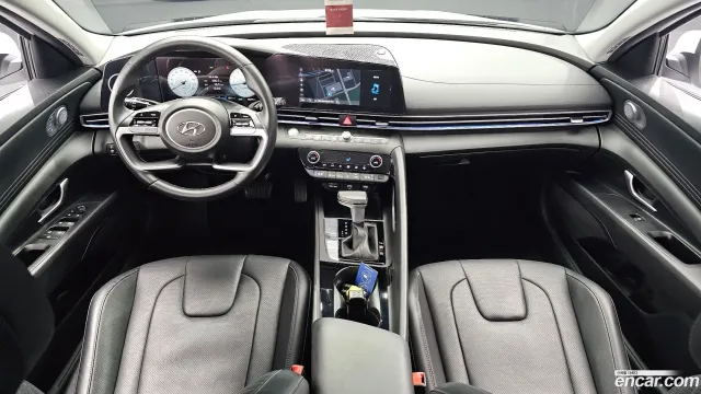 Hyundai Elantra (Avante)