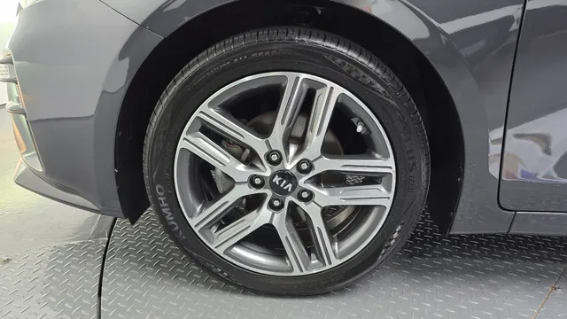 Kia Cerato (K3)