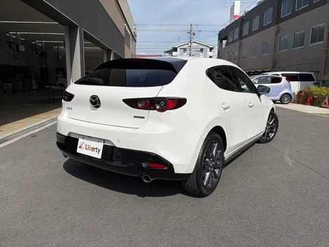 Mazda MAZDA3 Fastback