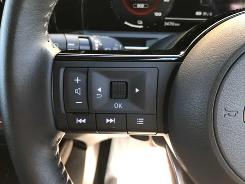 Nissan Note Aura