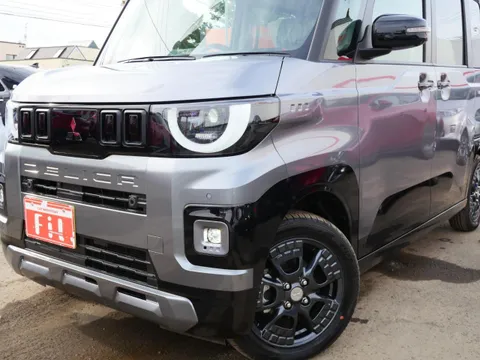 Mitsubishi Delica Mini