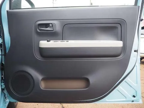 Daihatsu Mira Tocot