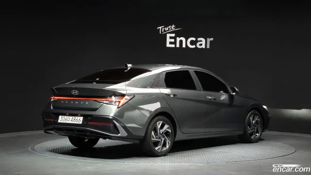Hyundai Elantra (Avante)