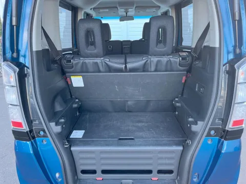 Honda N-BOX+
