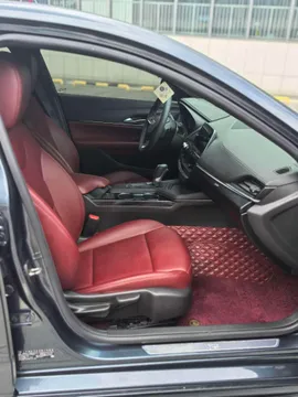 Cadillac CT4