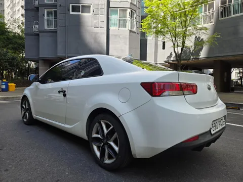 Kia Cerato (Forte)