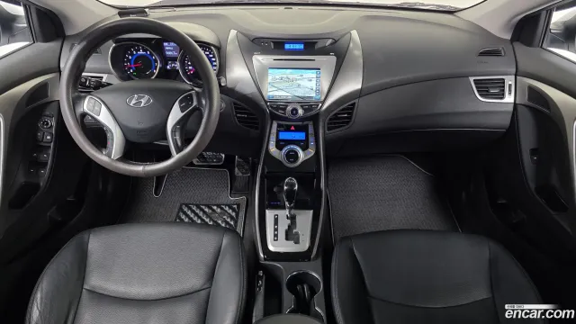 Hyundai Elantra (Avante)