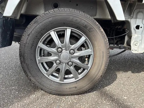 Nissan Clipper Truck