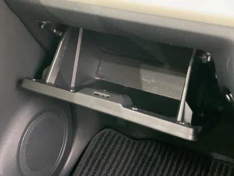 Daihatsu Mira Tocot