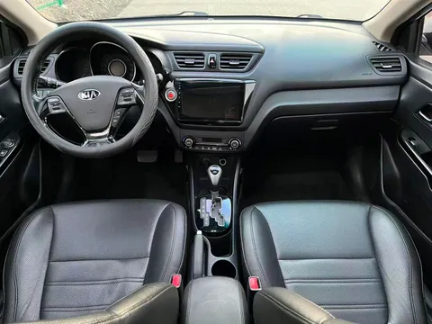 Kia K2
