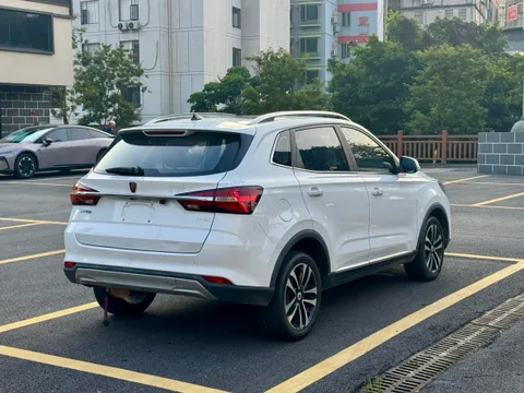 Roewe RX3