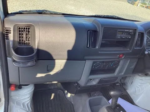 Mitsubishi Minicab Van