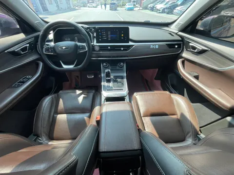 Chery Tiggo 8